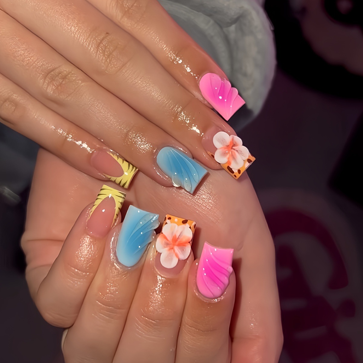 24 adet Kısa Kare Kafa Yanlış  - Nail Art Flower incelemesi ve fiyatı